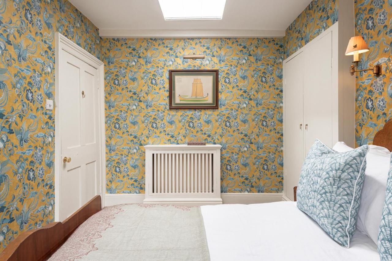 Central Apartment With Private Parking Bath Extérieur photo