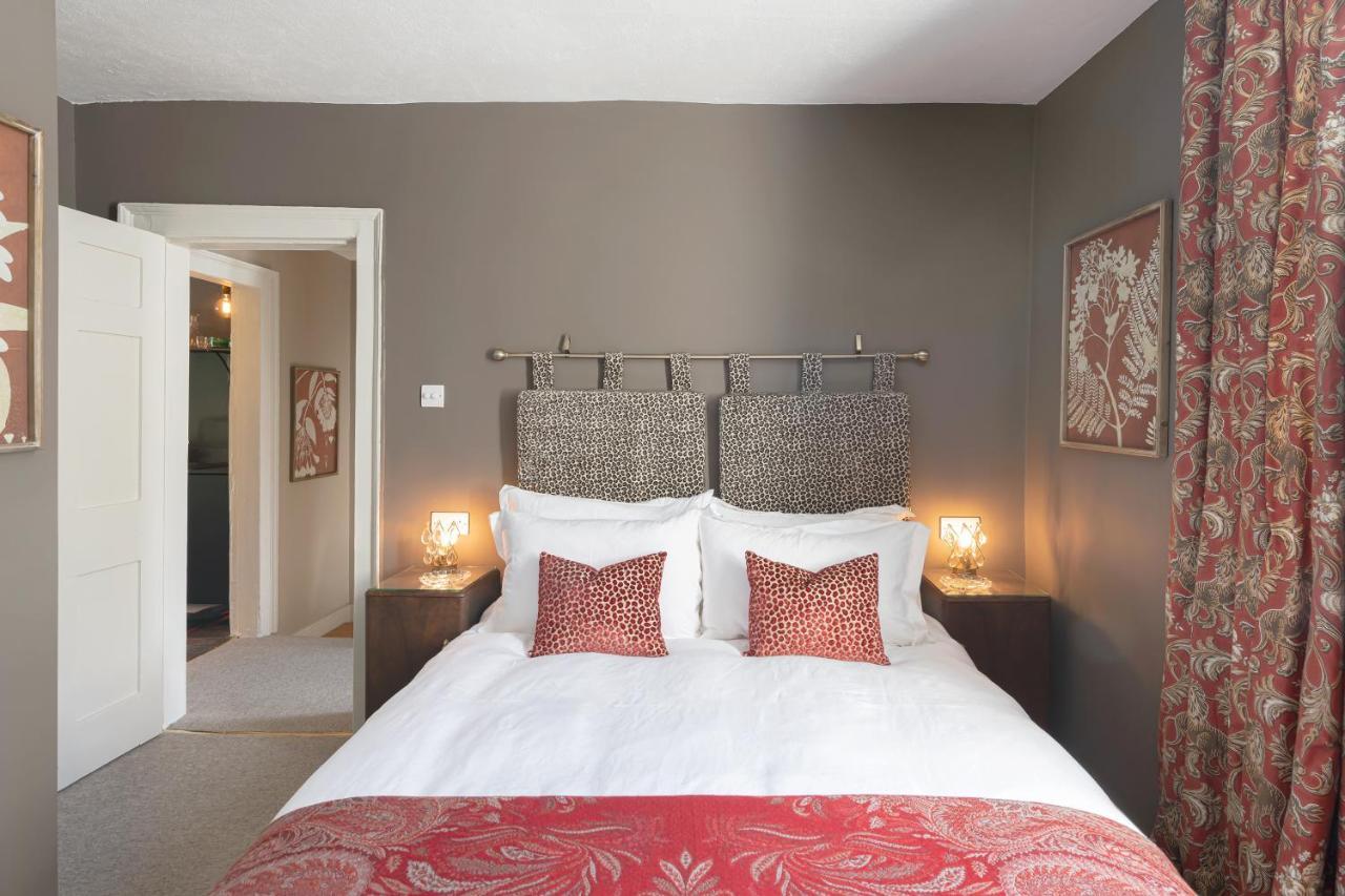 Central Apartment With Private Parking Bath Extérieur photo